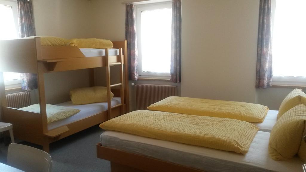 Hotel Raetia Tiefencastel Εξωτερικό φωτογραφία